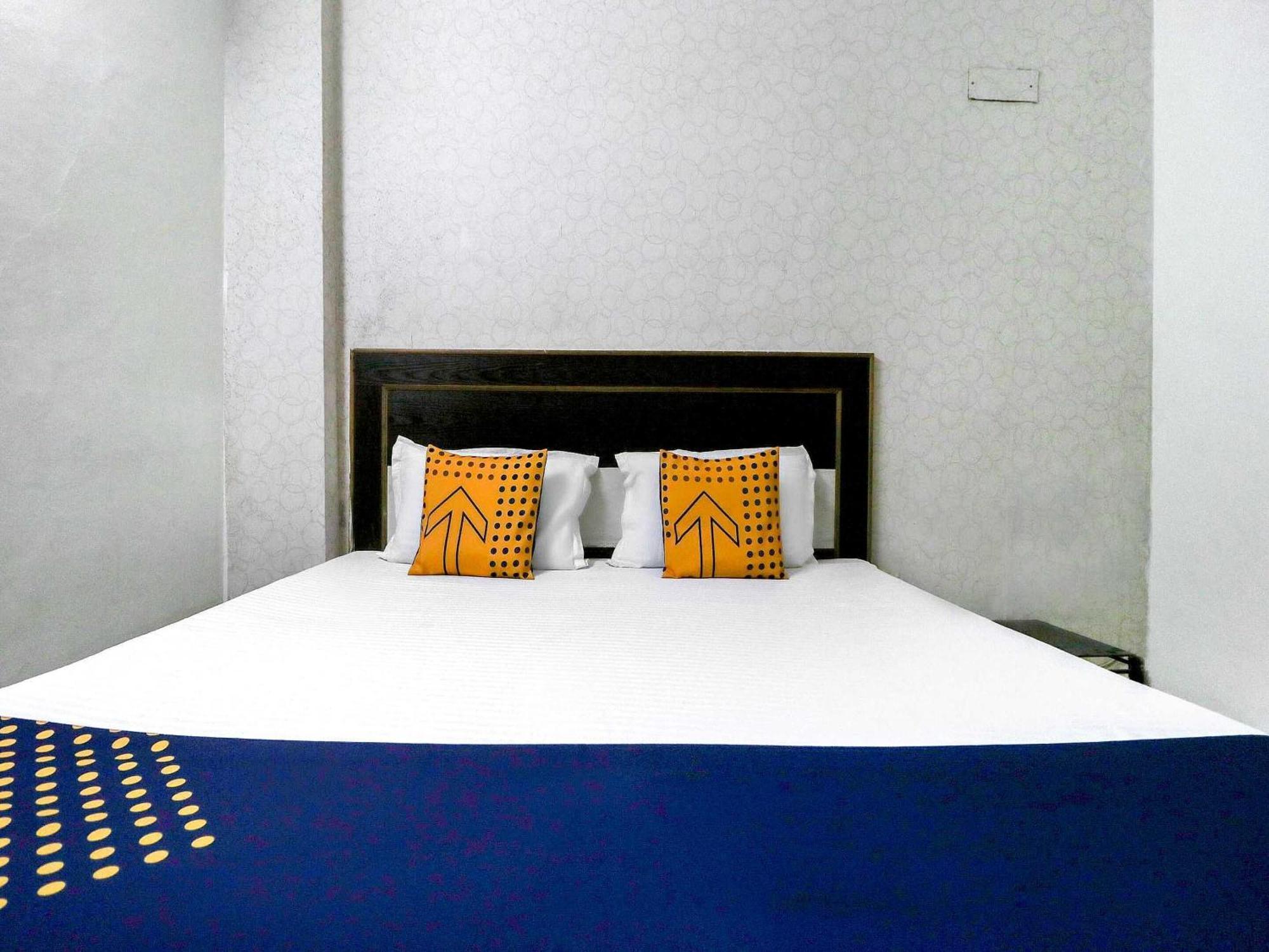 Hotel O Sun City 42 Csandígarh Kültér fotó